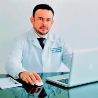 Edilberto  Almanza Castillo  Cirujano,Gastroenterólogo Barranquilla