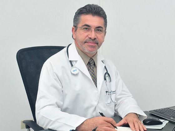 Ricardo Daguer Díaz   Cirujano