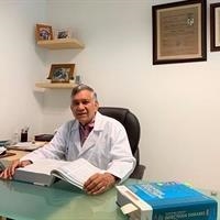 Álvaro Villanueva Calderón Infectólogo,Internista Barranquilla