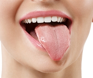The importance of cleaning your tongue and washing your mouth in the morning