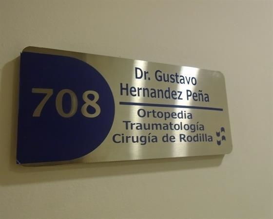 Gustavo Adolfo Hernández Peña  Ortopedista