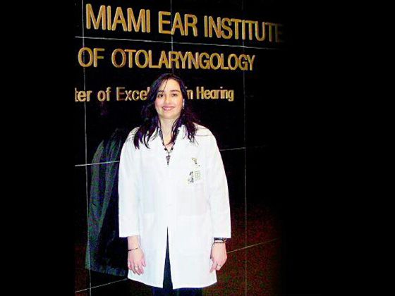 Angélica Rolong Rivera - Sinus Center  Fonoaudiólogo, Otorrinolaringólogo