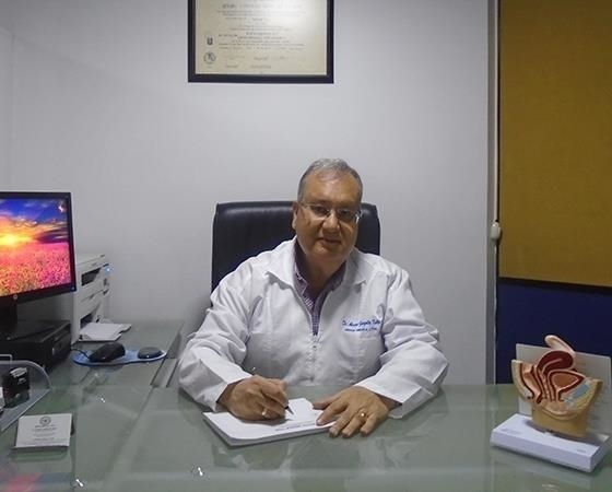 Álvaro  González Rubio De La Hoz  Ginecólogo