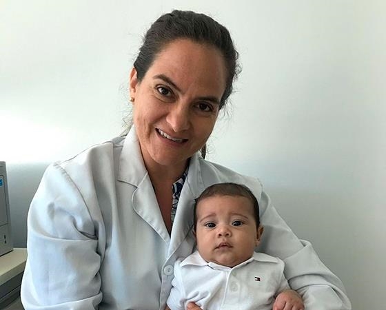 Maria Del Pilar Sánchez Cortés  Médico alternativo, Pediatra