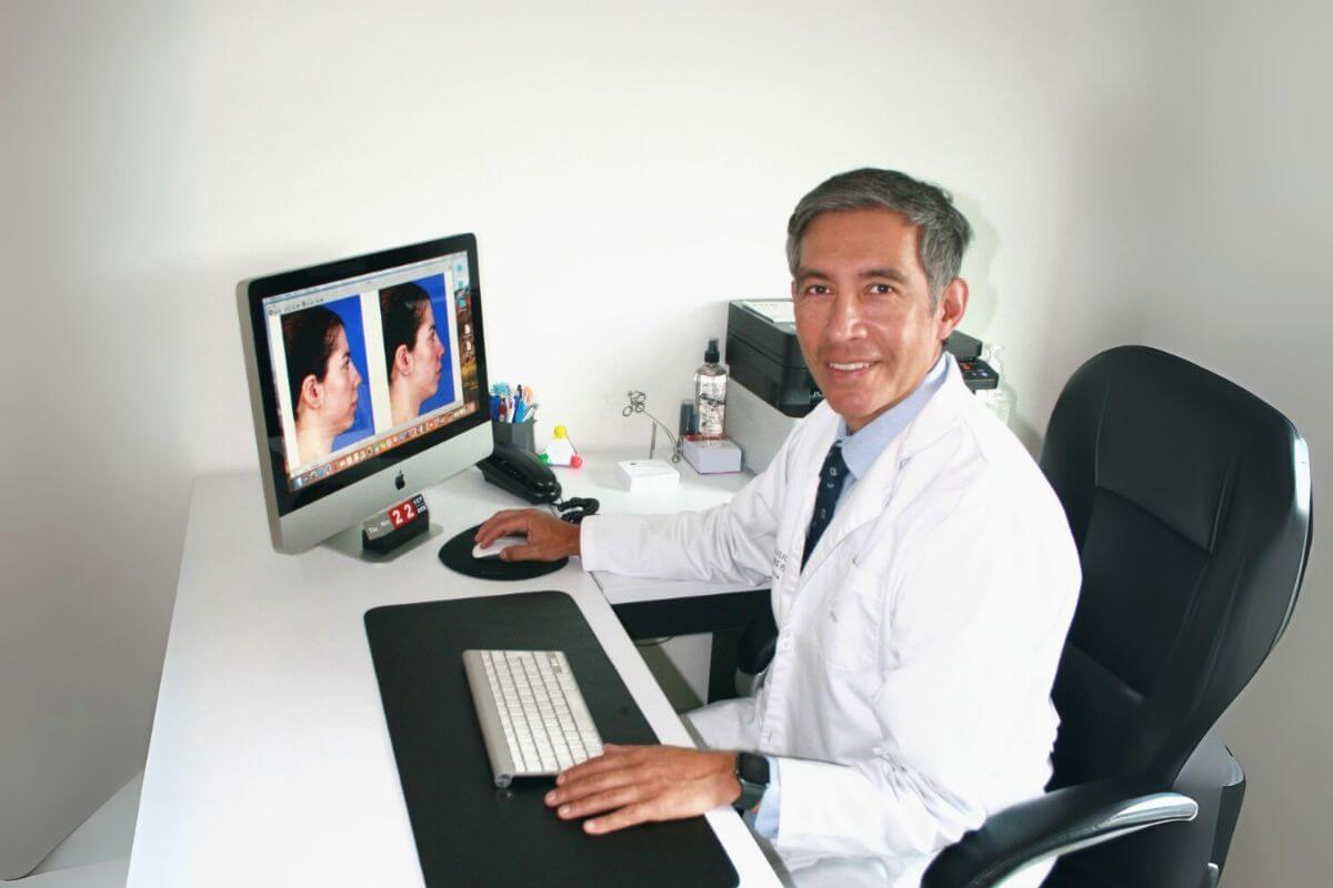 Dr. Julio Cesar Torres Pazmiño #3
