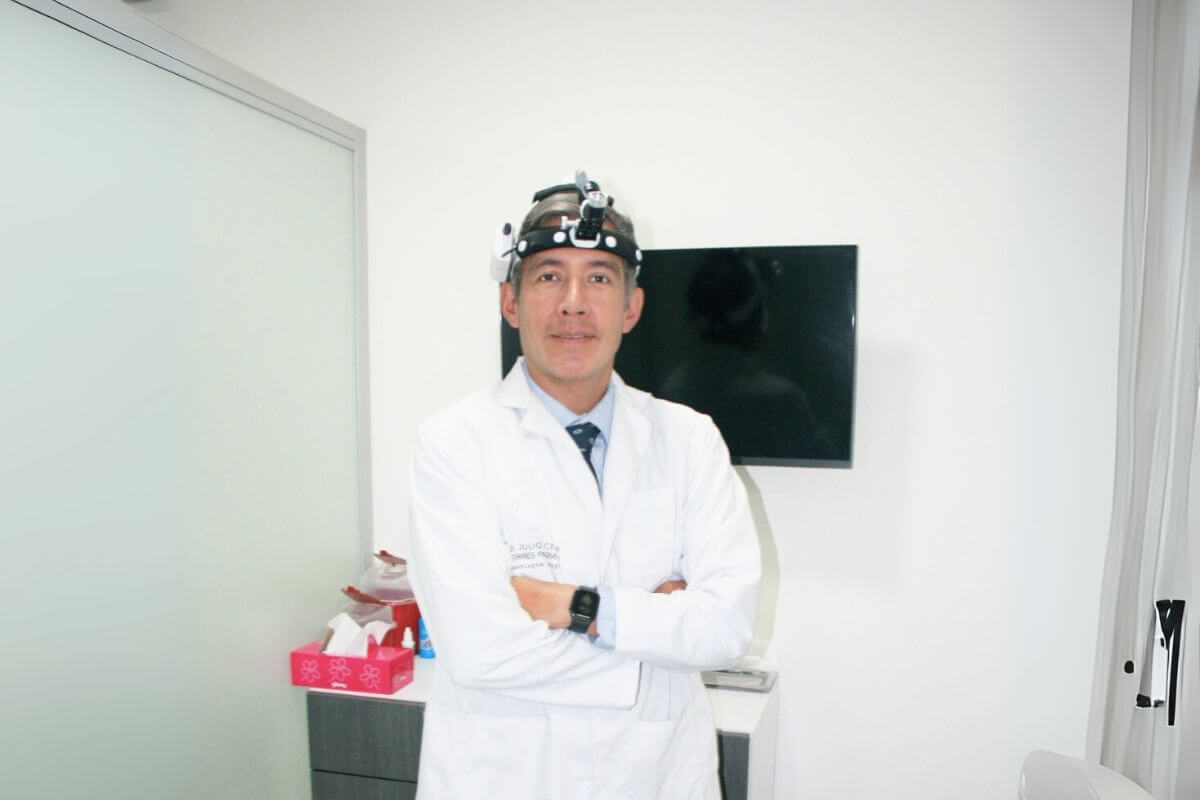 Dr. Julio Cesar Torres Pazmiño #4