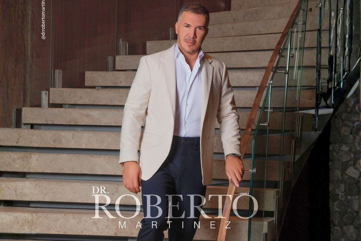 Dr. Roberto Martínez Callejas