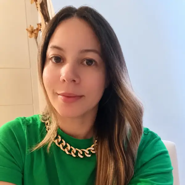 Katherine  Moreno  Girardot