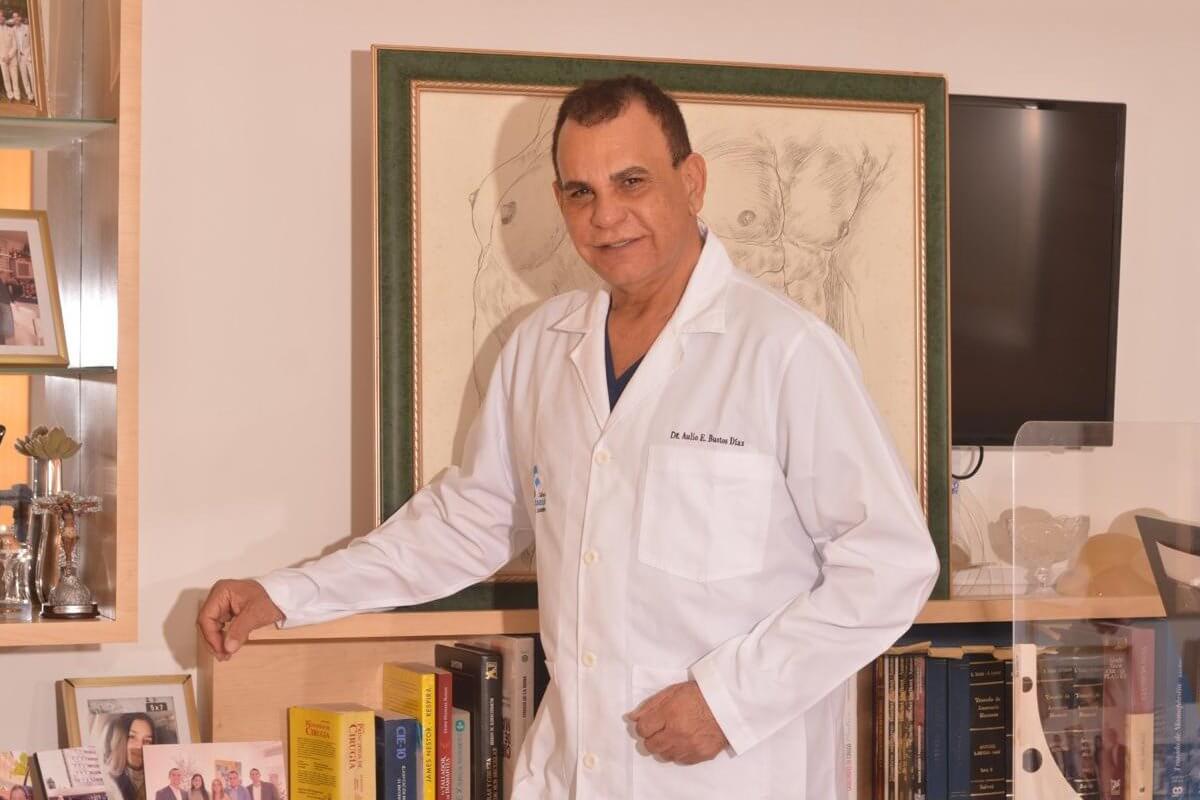 Dr. Aulio Bustos Díaz Barranquilla