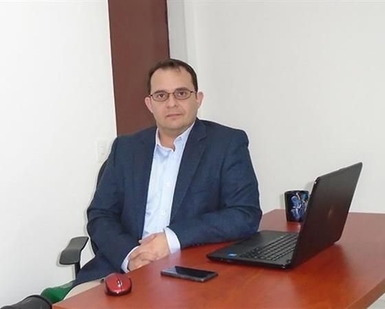 Dr. Nicolas Solano Medina Bogotá
