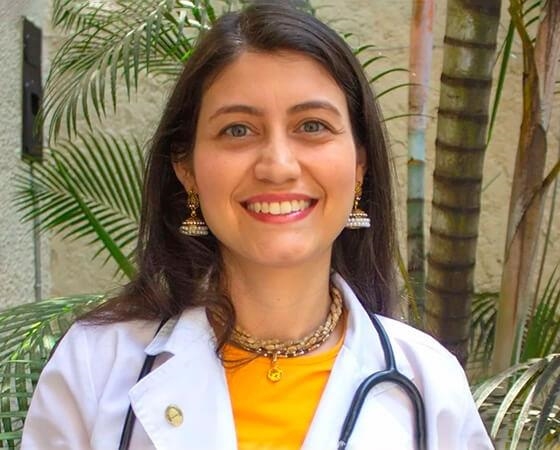 Sonia Marcela Benjumea Ruíz   Médico, Médico alternativo