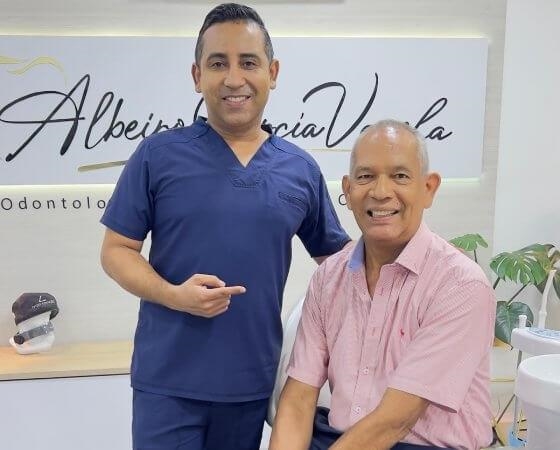 Dr. Albeiro García Varela  Odontólogo
