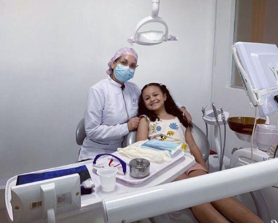 Alejandra Muñoz Torres  Odontólogo