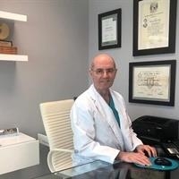 Dr. Carlos Quin Turismo medico